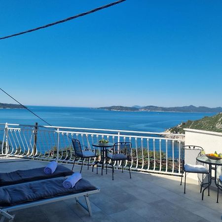 Holiday Home Тръстено Екстериор снимка